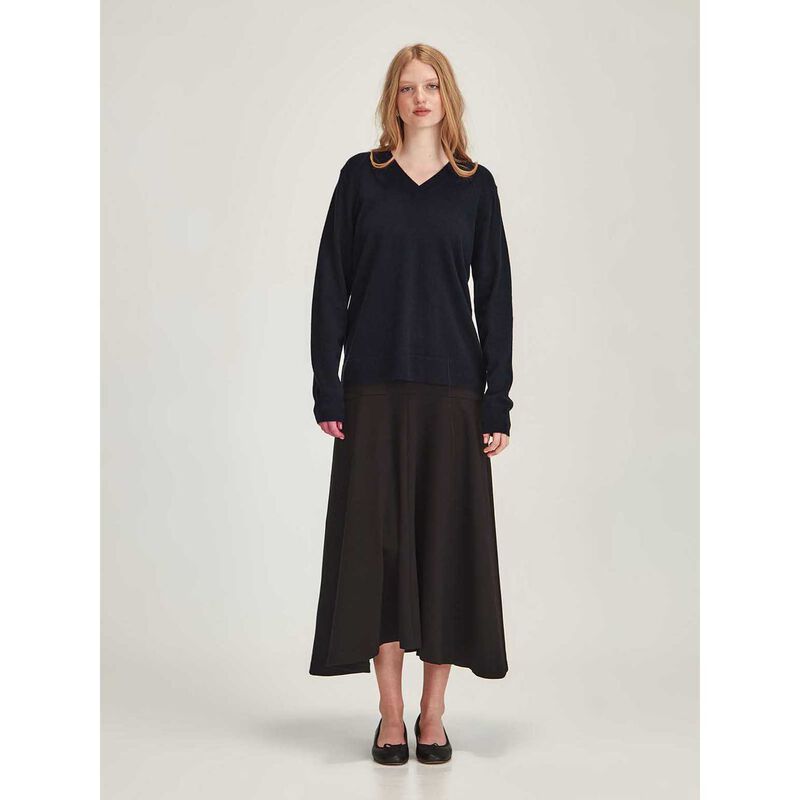 Caroline Sills Lucy Cashmere V Neck Jumper image number 3